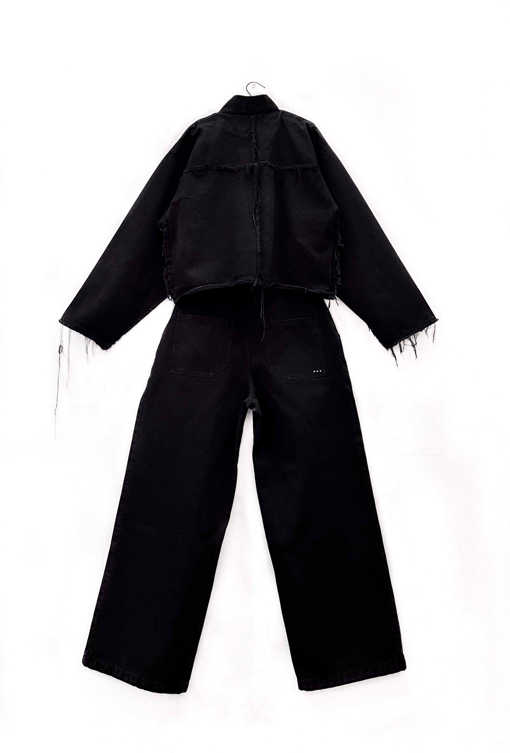 Full set (Pant + jacket)