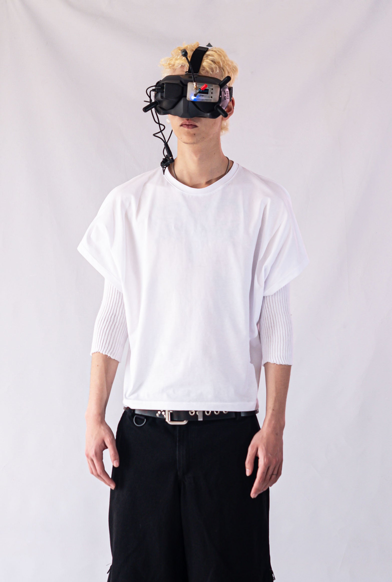 BASIIC white T-shirt